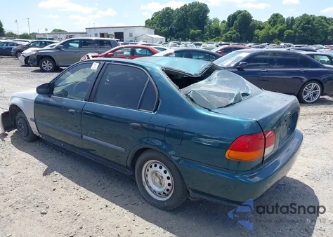 1997 Honda Civic Lx из США, поврежденный, VIN 2HGEJ667XVH508555